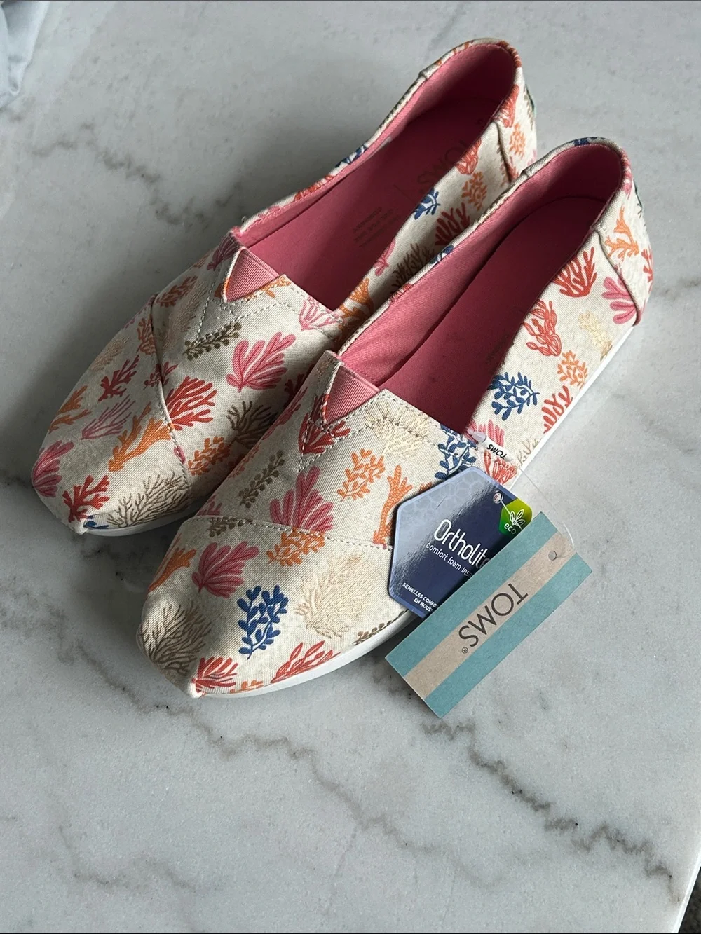 NEW Toms Women's Alpargata White Coral Reef Ortholite Slip On Size 7.5 - Picture 2 of 6